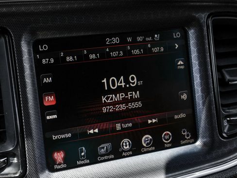 Used 2016 Dodge Challenger SRT w/ Technology Group RWD image 36