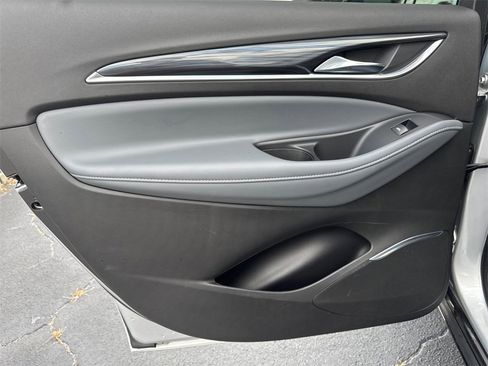 Certified 2021 Buick Enclave Essence image 23