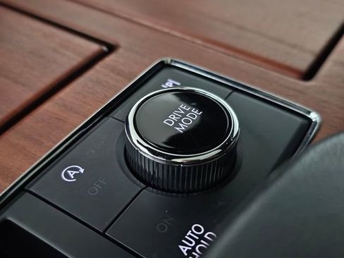 Used 2024 Lincoln Navigator Reserve w/ Equipment Group 201A image 36