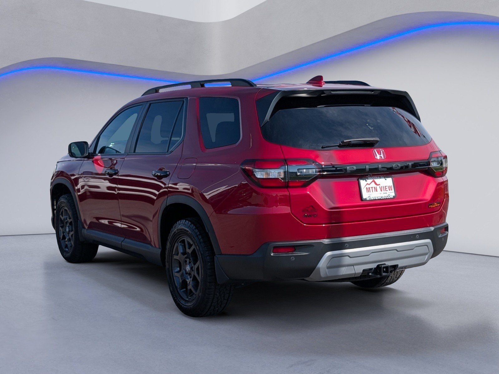 Used 2025 Honda Pilot TrailSport image 7