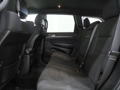 Used 2017 Jeep Grand Cherokee Laredo w/ Quick Order Package 23E image 23