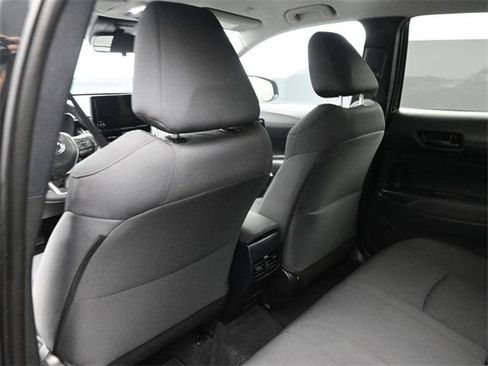 Certified 2025 Toyota Corolla Cross LE image 10