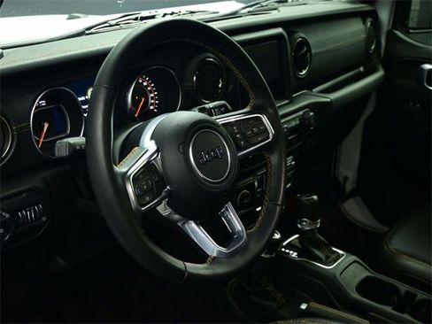 Used 2021 Jeep Wrangler Unlimited Sahara image 18