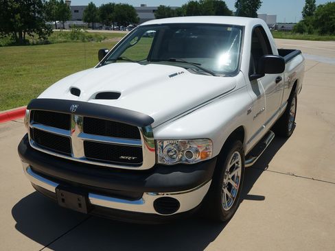 Used 2003 Dodge Ram 1500 Truck 2WD Regular Cab image 2
