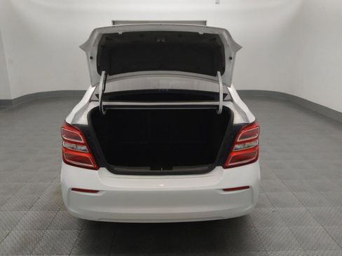 Used 2018 Chevrolet Sonic LT w/ Convenience Package image 29