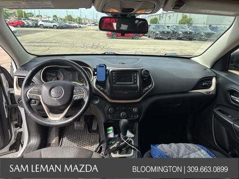 Used 2015 Jeep Cherokee Sport w/ Cold Weather Group FWD image 13