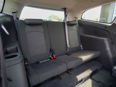 Used 2014 Chevrolet Traverse LT FWD image 30