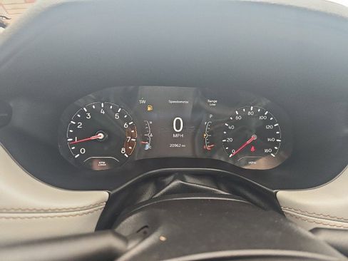 Used 2022 Jeep Compass Limited image 15