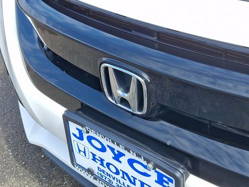 Used 2021 Honda Civic Sport image 4