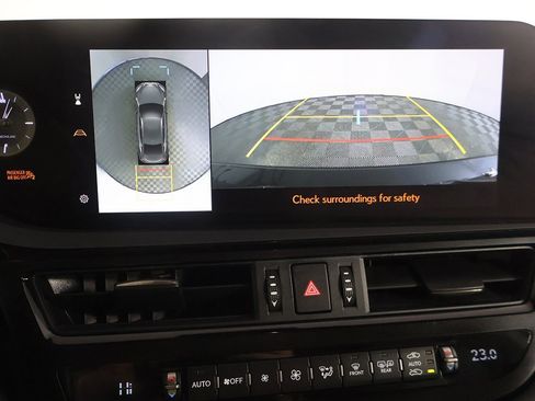 Used 2023 Lexus ES 350 w/ Ultra Luxury Package image 48