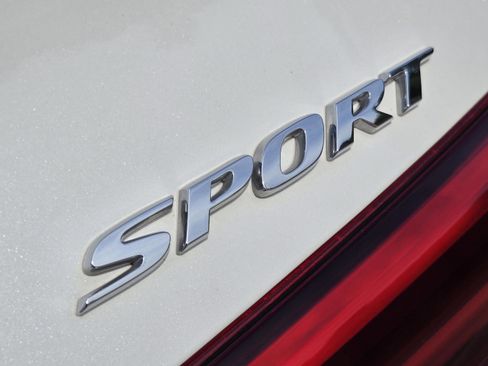 Certified 2024 Honda Civic Sport image 30