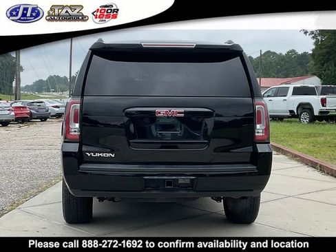 Used 2017 GMC Yukon SLT image 5