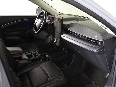 Used 2025 Ford Mustang Mach-E Premium RWD image 27