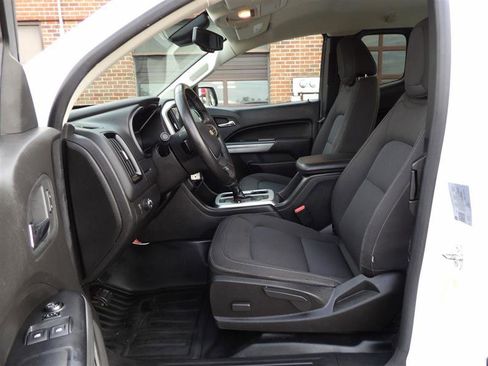 Used 2021 Chevrolet Colorado LT w/ Fleet Safety Package image 10