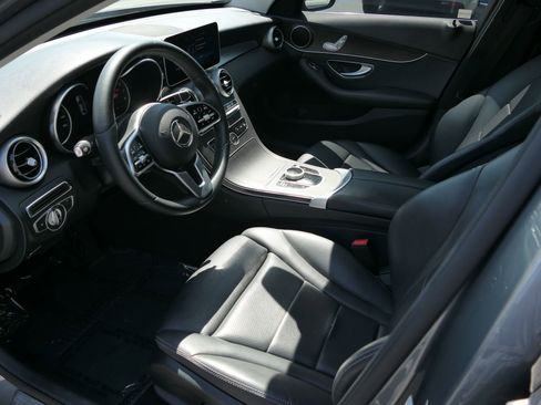 Used 2019 Mercedes-Benz C 300 Sedan image 12