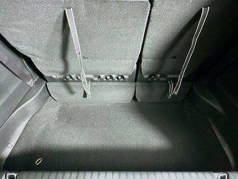New 2026 Chrysler Pacifica Select w/ S Appearance Package FWD image 32