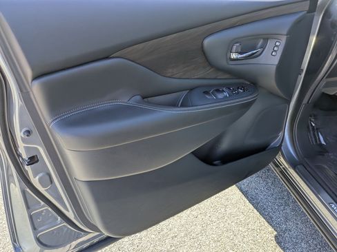 Certified 2024 Nissan Murano Platinum w/ Cargo Package image 11