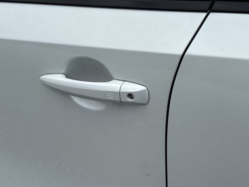 Certified 2023 Nissan Ariya FWD image 35