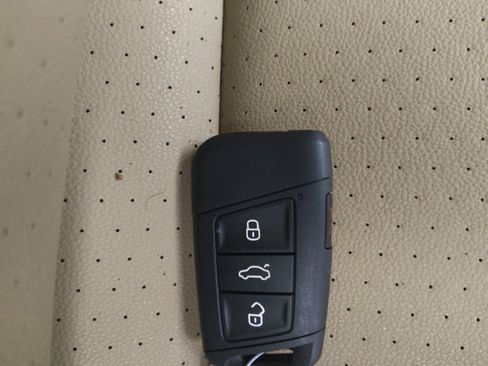 Used 2019 Volkswagen Jetta SE FWD image 32