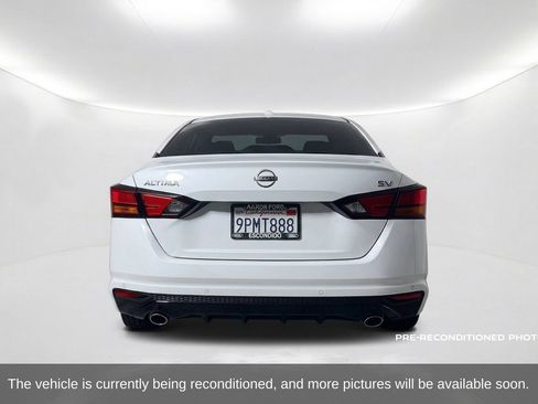 Used 2025 Nissan Altima 2.5 SR FWD image 7