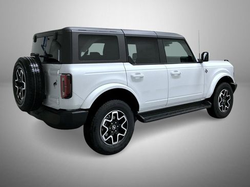 New 2025 Ford Bronco Outer Banks image 5