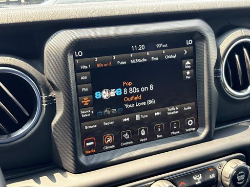 Used 2021 Jeep Wrangler Unlimited Sahara w/ Cold Weather Group AWD/4WD image 25