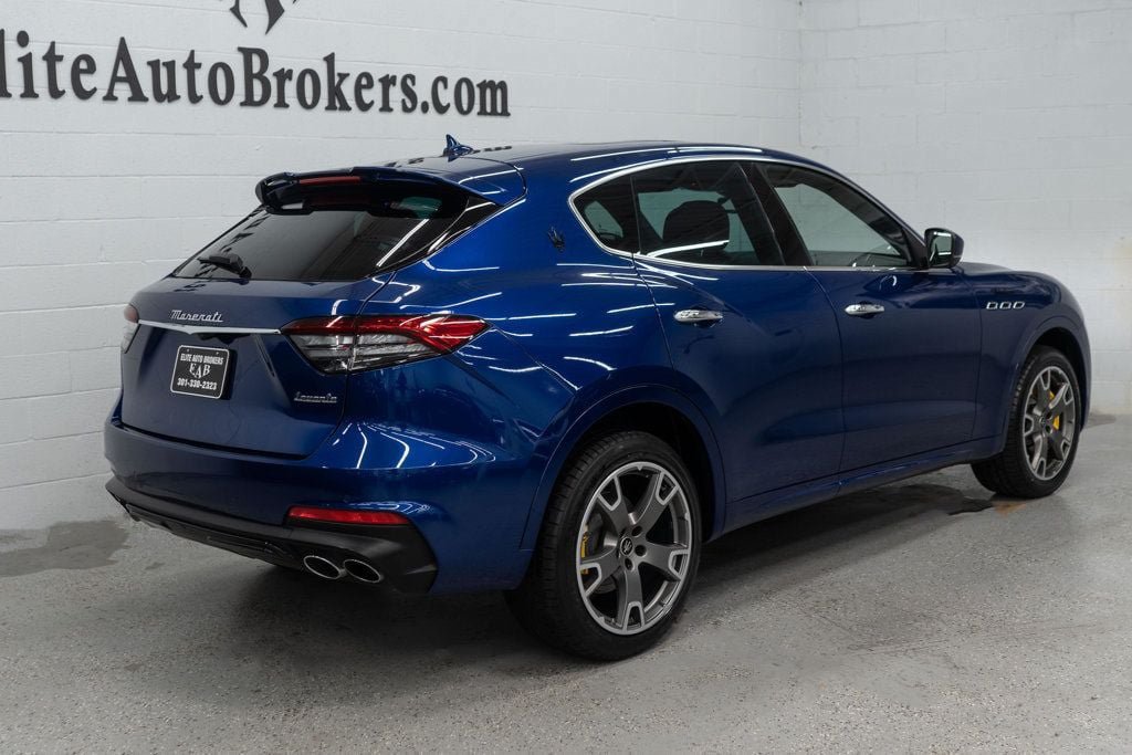 Used 2023 Maserati Levante Modena AWD/4WD image 42