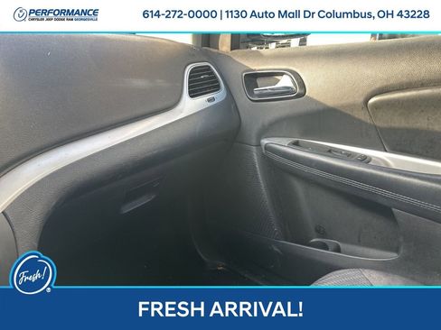 Used 2013 Dodge Journey SXT image 19