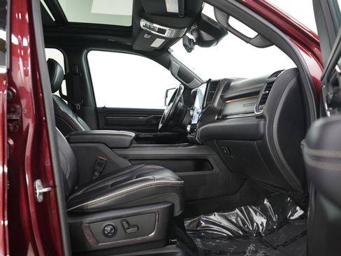 Used 2022 RAM 1500 Limited AWD/4WD image 11