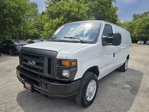 Used 2012 Ford E-150 and Econoline 150 RWD image 3