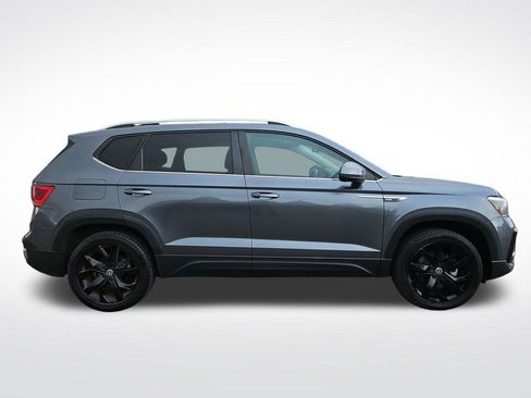 Used 2022 Volkswagen Taos SE AWD/4WD image 6