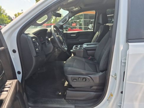 Used 2023 Chevrolet Silverado 1500 Custom AWD/4WD image 10
