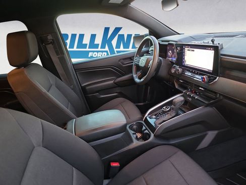 Used 2024 Chevrolet Colorado Trail Boss w/ Advanced Trailering Package image 15