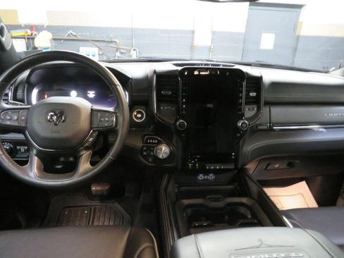 Used 2023 RAM 1500 Limited AWD/4WD image 9
