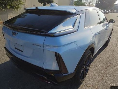 Certified 2025 Cadillac Lyriq Sport AWD/4WD image 5