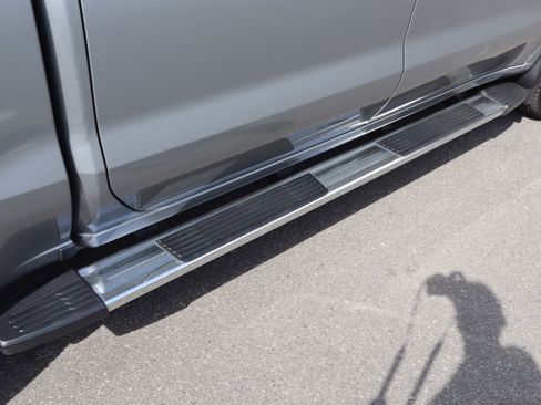 Used 2023 Chevrolet Silverado 1500 LTZ AWD/4WD image 12