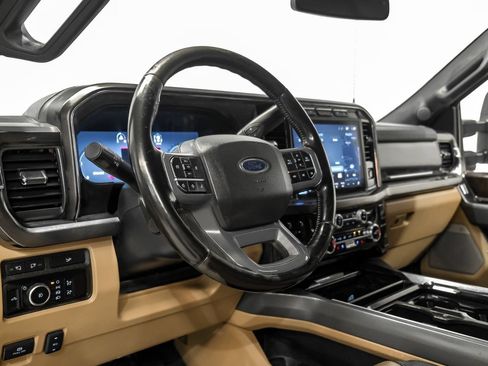 Used 2024 Ford F350 Lariat w/ FX4 Off-Road Package AWD/4WD image 15
