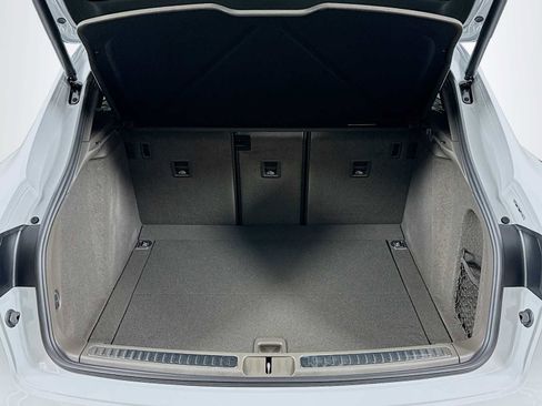 New 2026 Porsche Macan AWD/4WD image 27