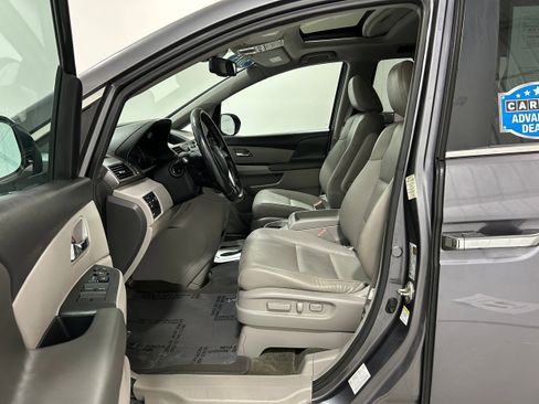 Used 2015 Honda Odyssey EX-L image 3