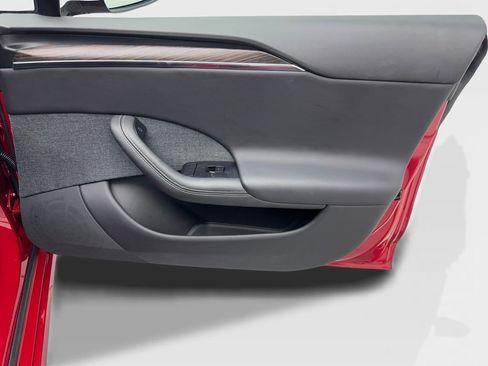 Used 2022 Tesla Model S Base image 47