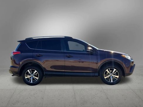 Used 2018 Toyota RAV4 Adventure image 7