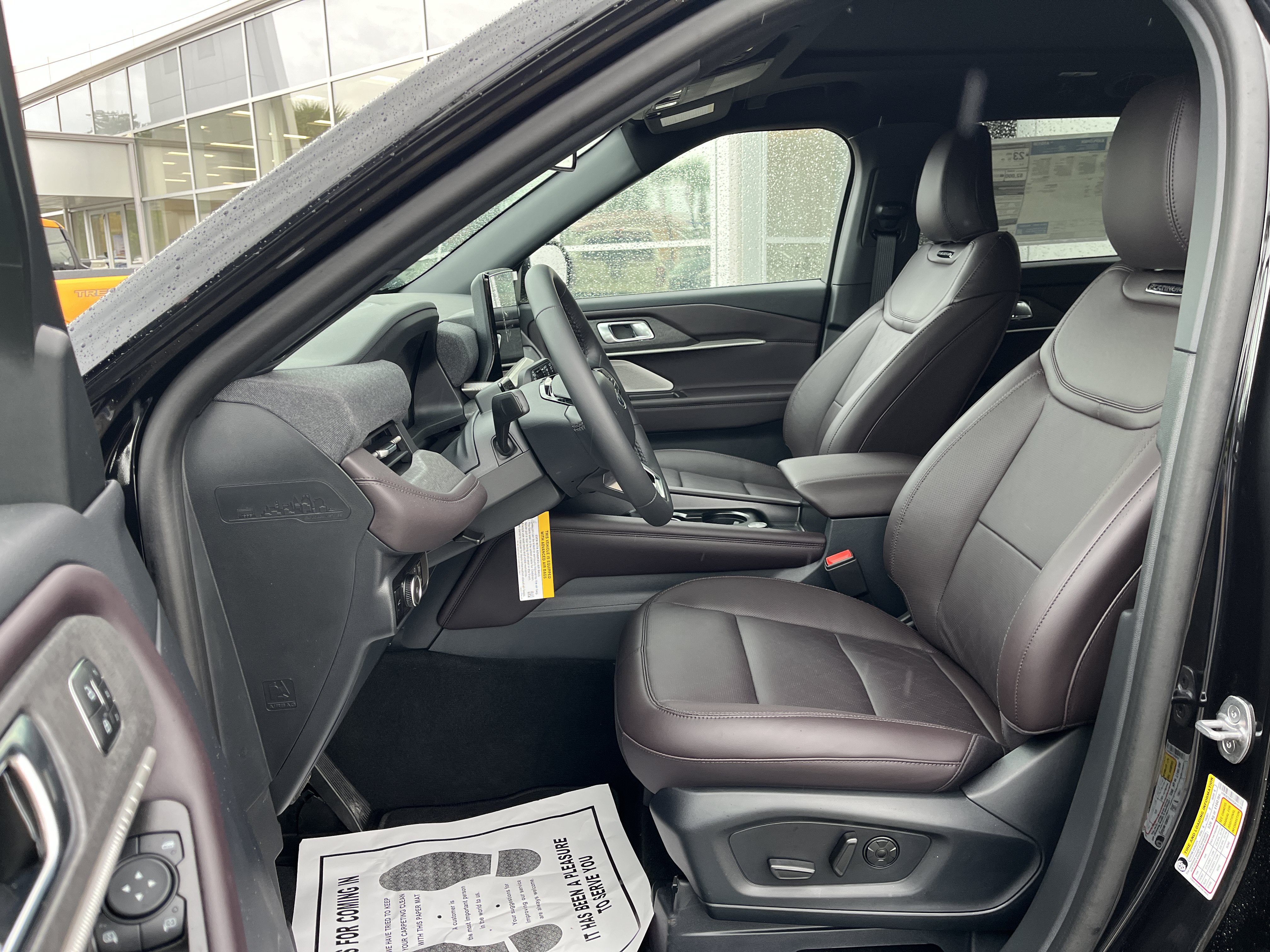 New 2027 Ford Explorer Platinum RWD image 11