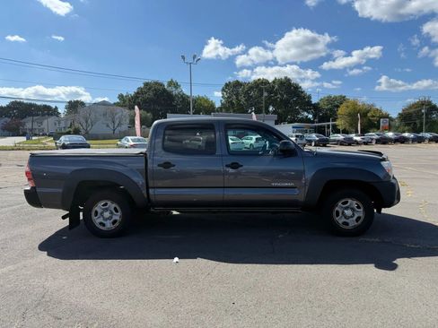 Used 2013 Toyota Tacoma 2WD Double Cab image 3