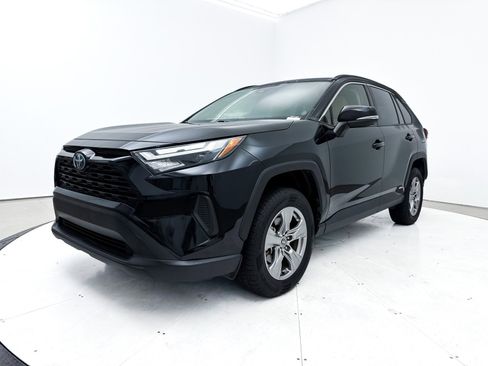 Used 2023 Toyota RAV4 XLE image 14