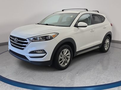 Used 2017 Hyundai Tucson SE w/ SE Popular Package 02