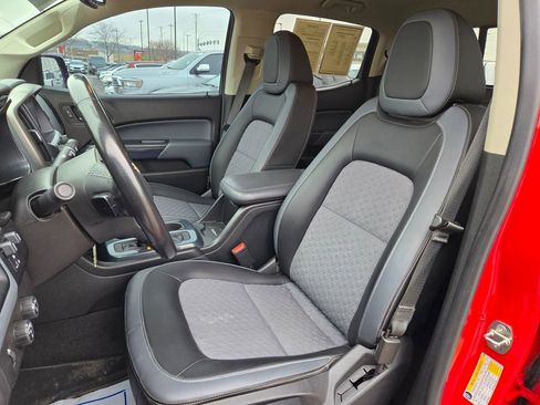 Used 2019 Chevrolet Colorado Z71 image 16