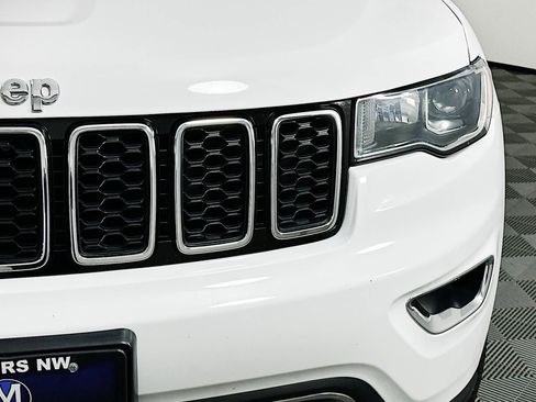 Used 2020 Jeep Grand Cherokee Limited AWD/4WD image 4