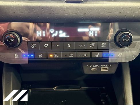 Used 2026 Subaru Outback Wilderness w/ Wilderness Package AWD/4WD image 18