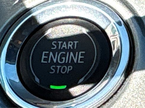 Certified 2024 Chevrolet Trax LT image 5