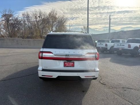 Used 2021 Lincoln Navigator L Reserve w/ Luxury Package AWD/4WD image 7